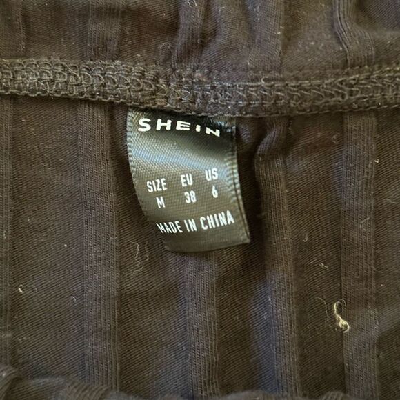 Black Ribbed skirt - Picture 3 of 4